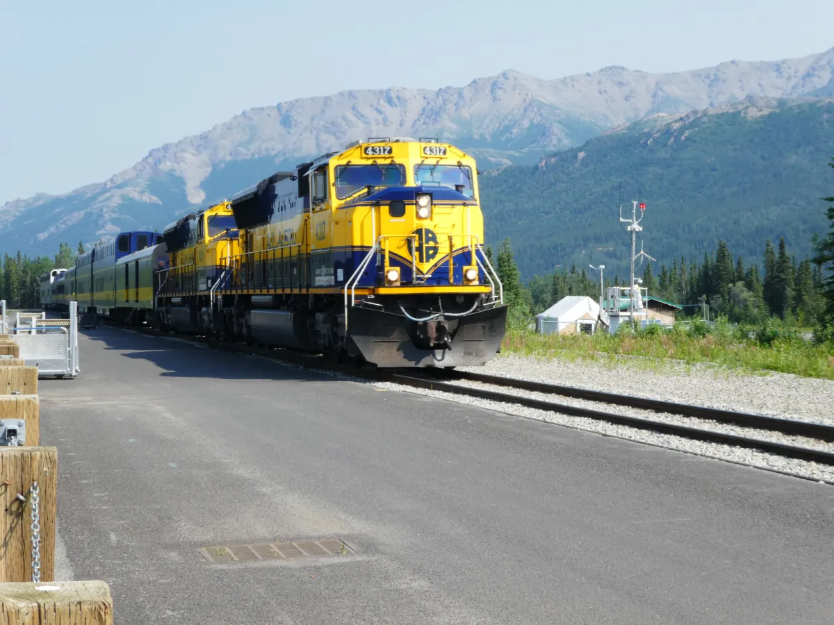 Denali train