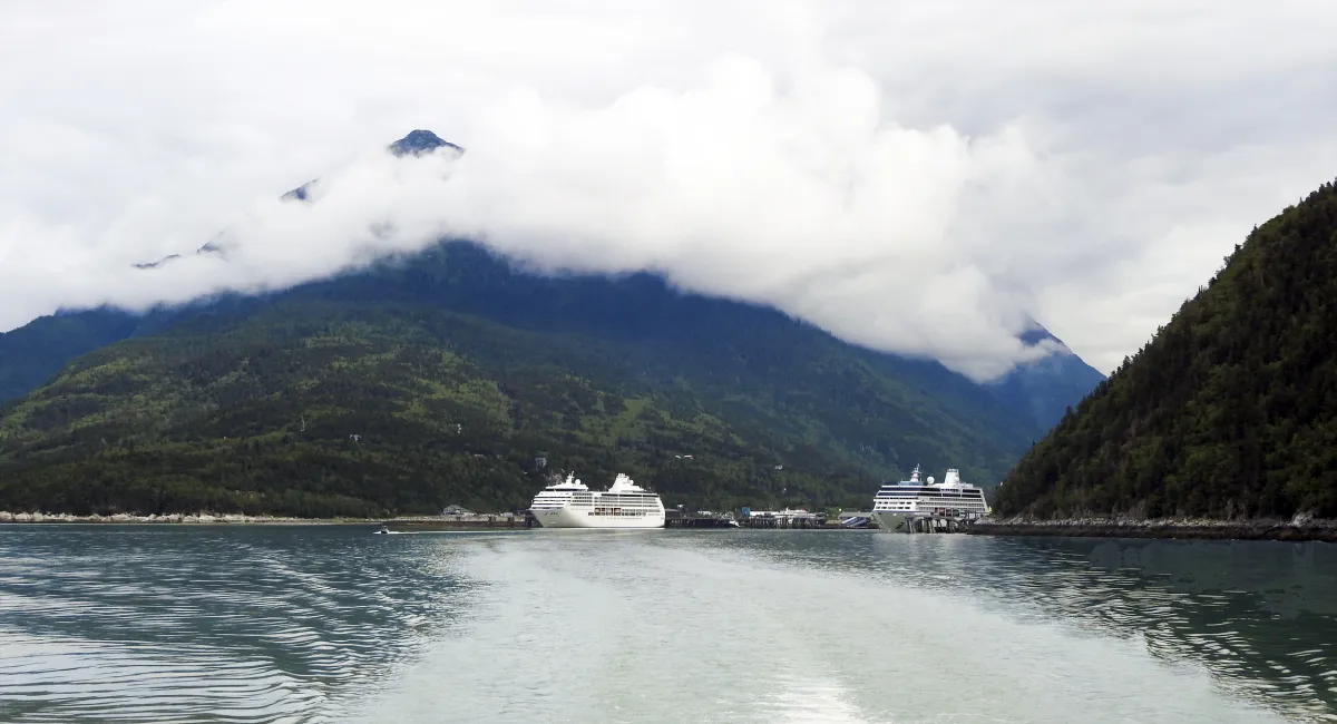 Cruise ships in Skagway